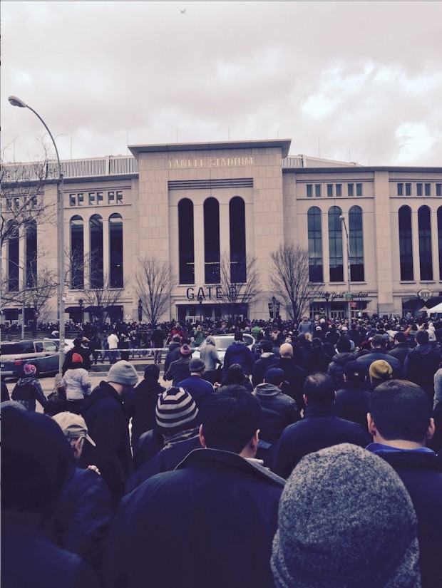 Multidão vai assistir a estréia do NYCFC no Yankee Stadium. (Crédito: Marcelo Bernardes)