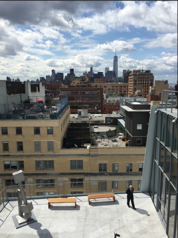 Hoje cedo, quando a imprensa foi permitida no prédio. Vista panorâmica da parte sul de Manhattan, a parti do oitavo andar do museu. (Foto: Marcelo Bernardes)