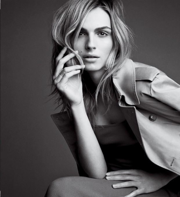 A modelo transgênero Andreja Pejic, 23, ganhou grande perfil, este mês, na edição americana da revista Vogue. (Foto: Patrick Demarchelier/Vogue)