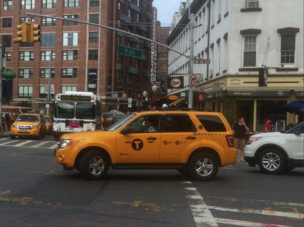 Táxis de Nova York poderão ter botão de pânico para segurança do passageiro. (Foto: Marcelo Bernardes)