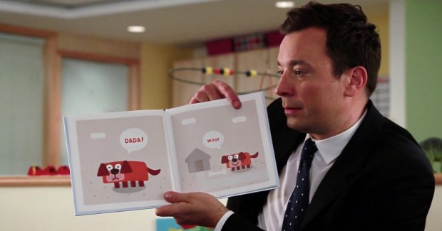 Jimmy Fallon mostra como um cão-papai tenta ensinar o filhote a dizer a palavra "papai", em trecho de seu novo livro, "Dada". (Foto: Divulgação) 