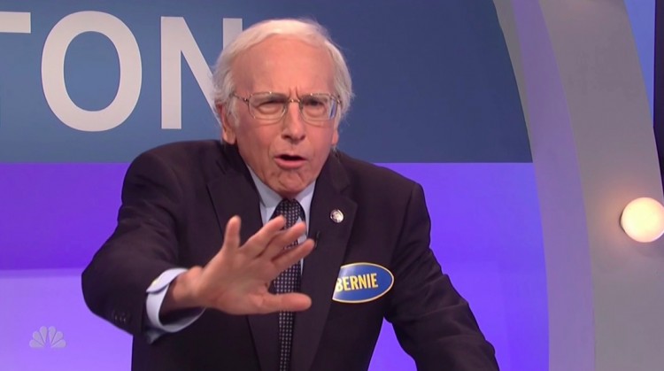 O comediante "Larry David" voltou a interpretar Bernie Sanders, ex adversário de Hillary Clinton, no "SNL". (Foto: Reprodução)